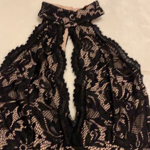 Akira Black & cream Lace Midi Dress - Picture 3 of 15